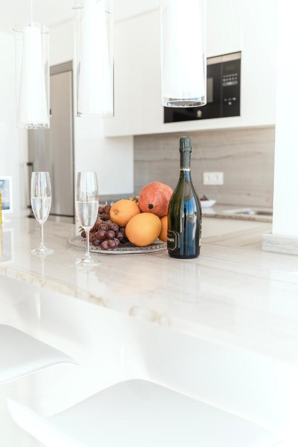 Polo Apartaments 7A มาร์เบยา ภายนอก รูปภาพ